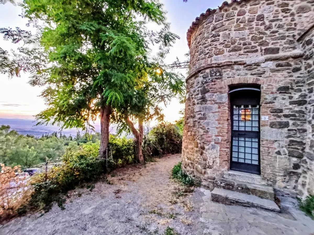 Historic 14Th Century Palazzo Apartments Sarteano