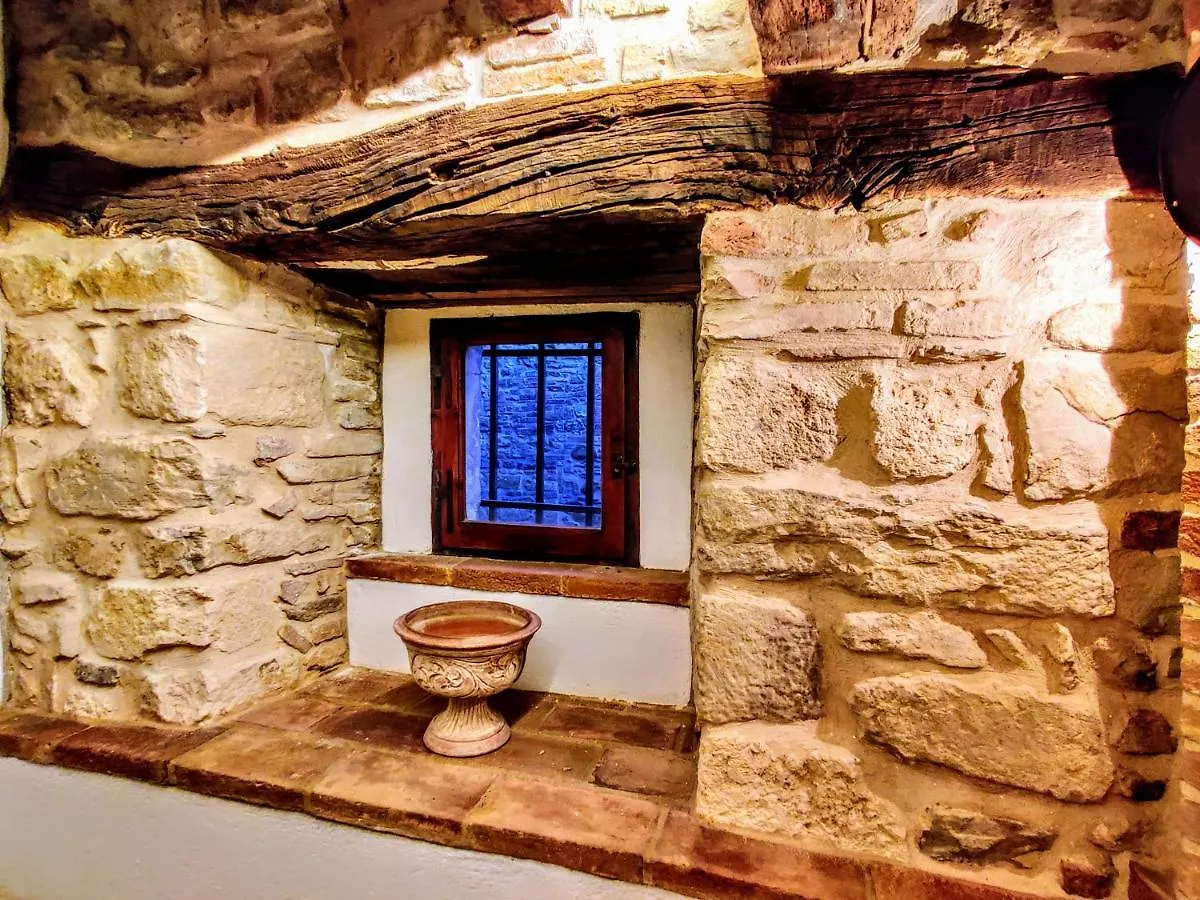 Historic 14Th Century Palazzo Apartments Sarteano Italy