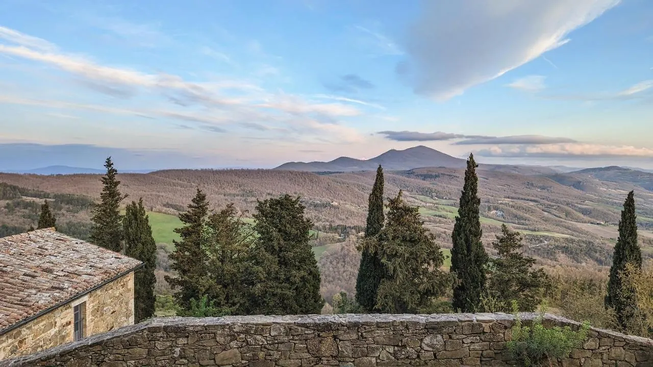 Historic 14Th Century Palazzo Apartments Sarteano